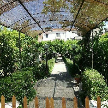 Il Giardino Degli Agrumi Καζέρτα Εξωτερικό φωτογραφία