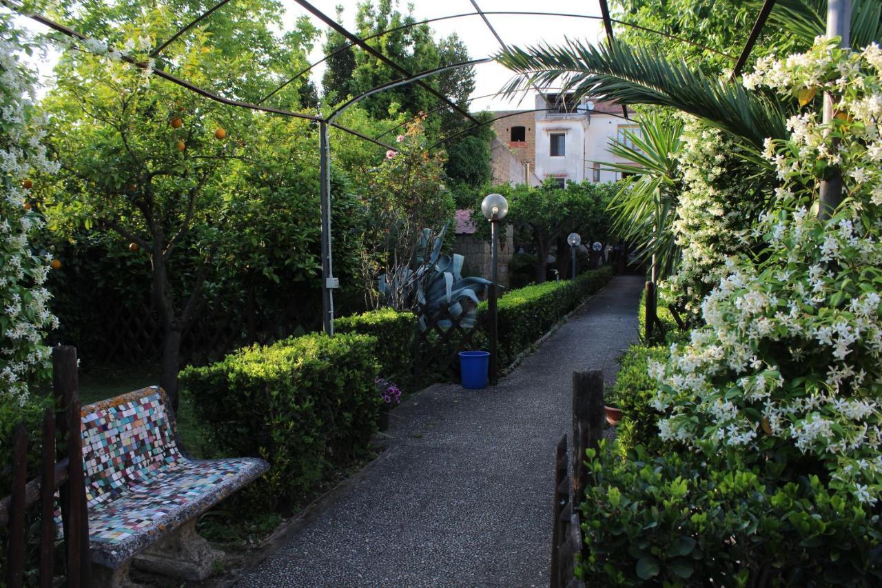 Il Giardino Degli Agrumi Καζέρτα Εξωτερικό φωτογραφία